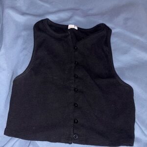 Women’s Black Sleeveless Button-Up Top